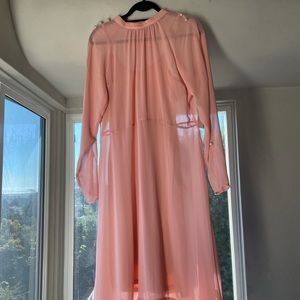 She’s a boss with pearls that floss